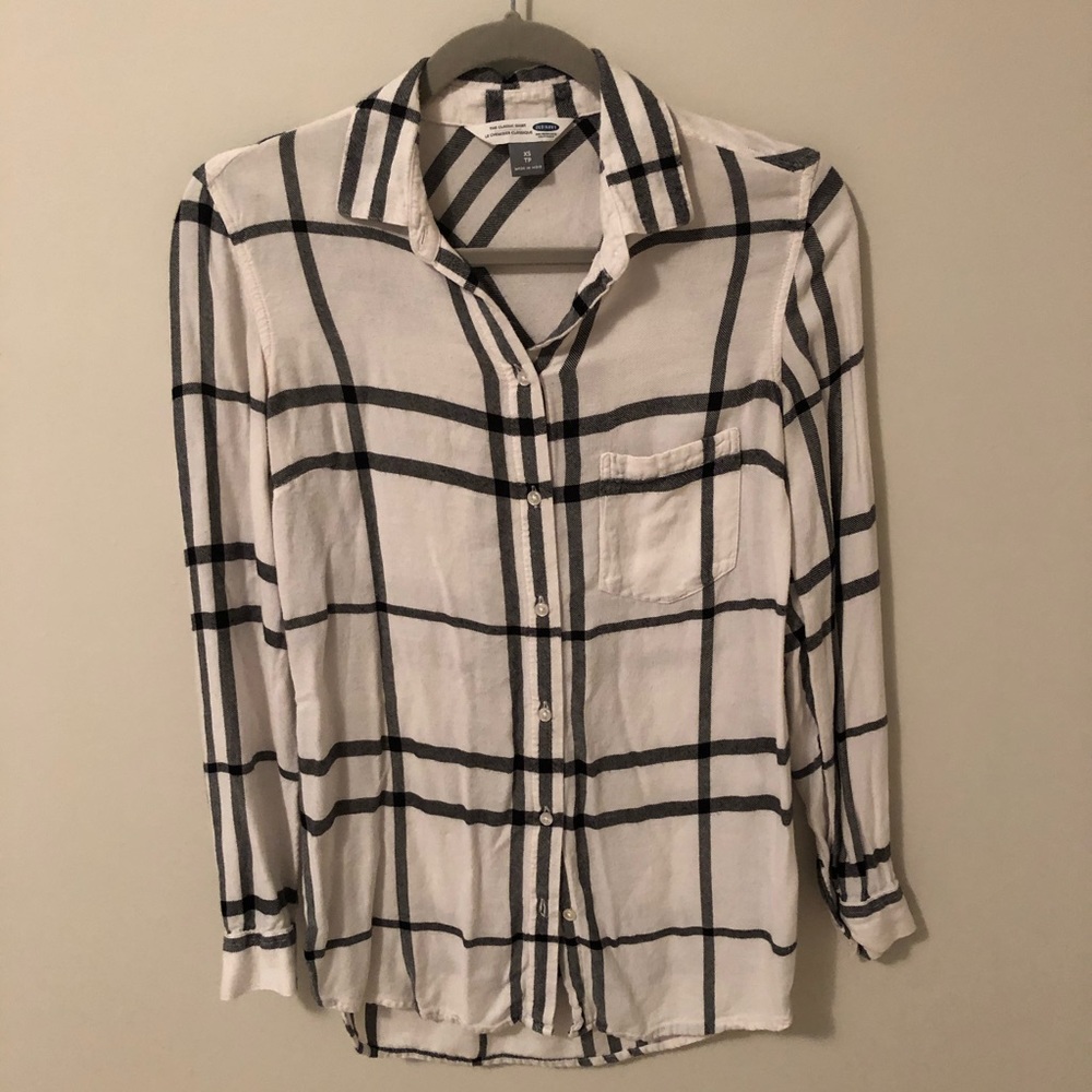 Black & White Plaid Button-down